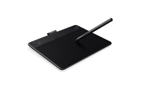 intuos-art-small-black-1
