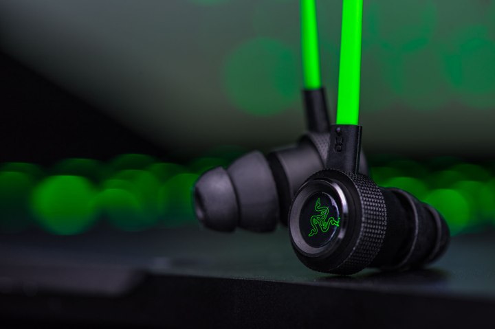 lifestyle-razer-hammerhead-pro-v2-9
