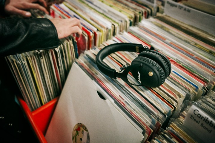 marshall_get_unplugged_monitorbluetooth_product_rgb_highres_3