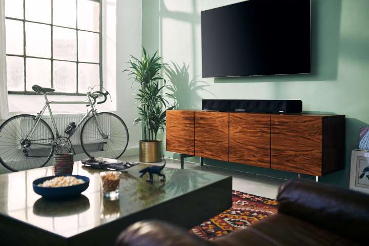 AMBEO_Soundbar_Product_mood_shot_18_047_Max_Threlfall_12805.jpg